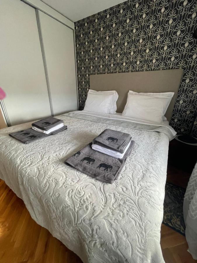 Lea-Lux Apartment Čačak Exteriör bild