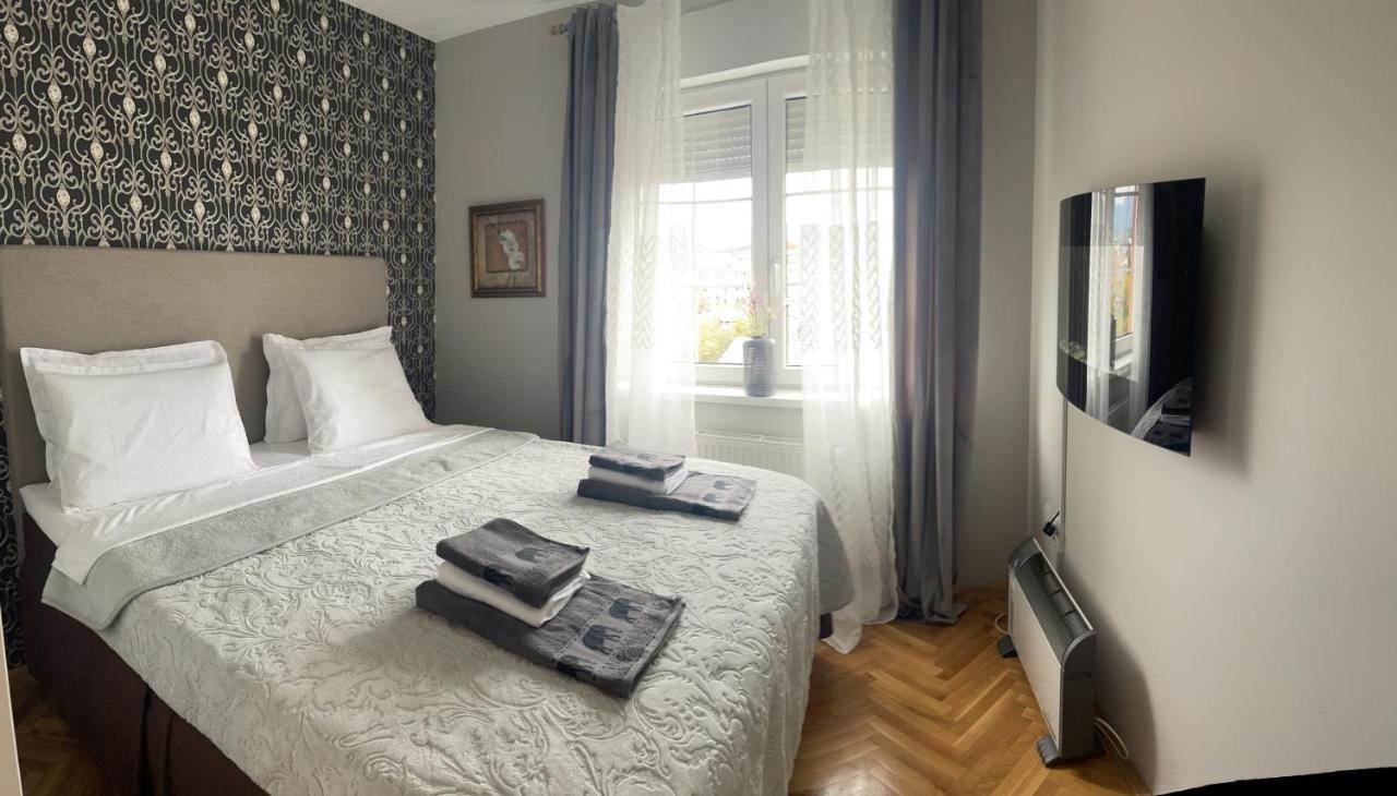 Lea-Lux Apartment Čačak Exteriör bild