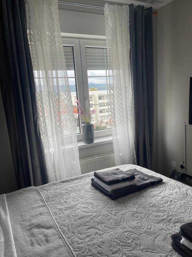 Lea-Lux Apartment Čačak Exteriör bild