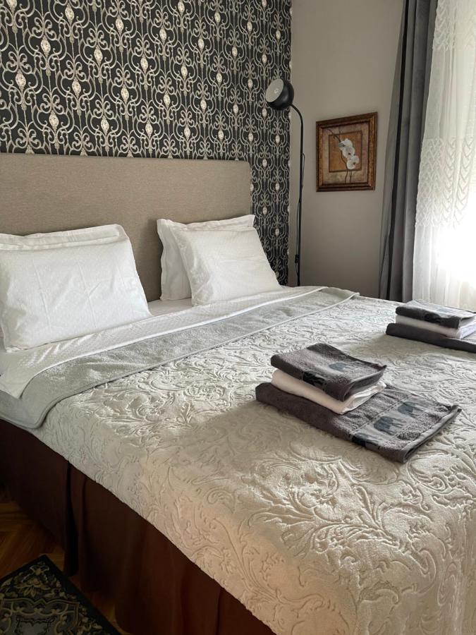 Lea-Lux Apartment Čačak Exteriör bild